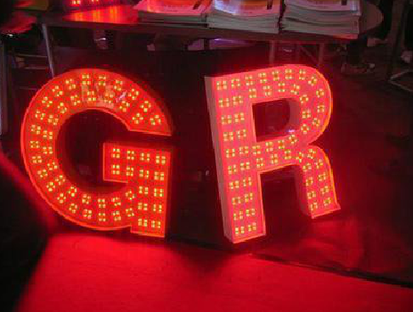 宣汉LED发光字常见的安装误区。