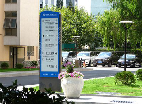 宣汉哪些因素影响宣传栏的制作？